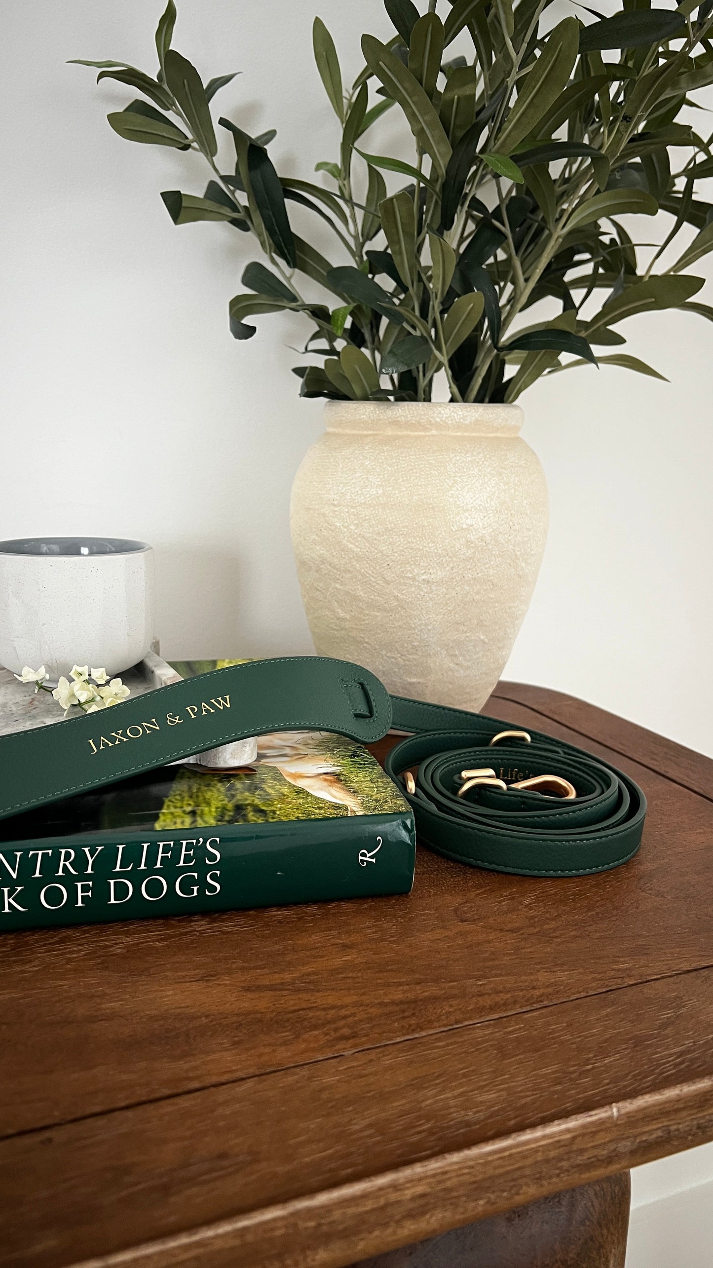 The Verdant Leash